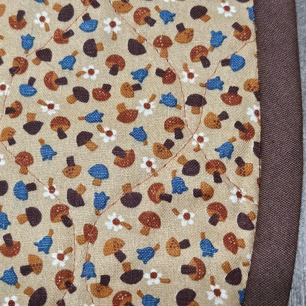 VINTAGE STYLE DIY MUSHROOM APRON & OVEN MITT SET – HANDMADE – BUTTERFLY PRINT